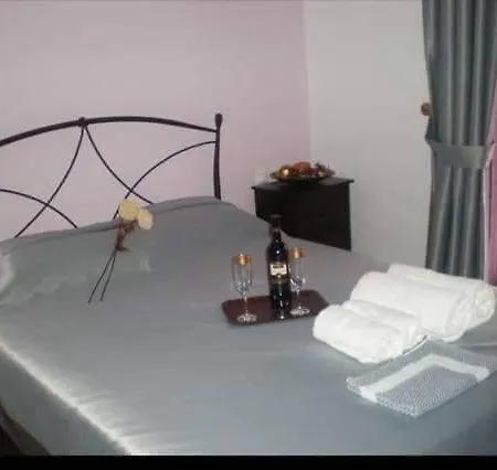 Sarandos Guest house